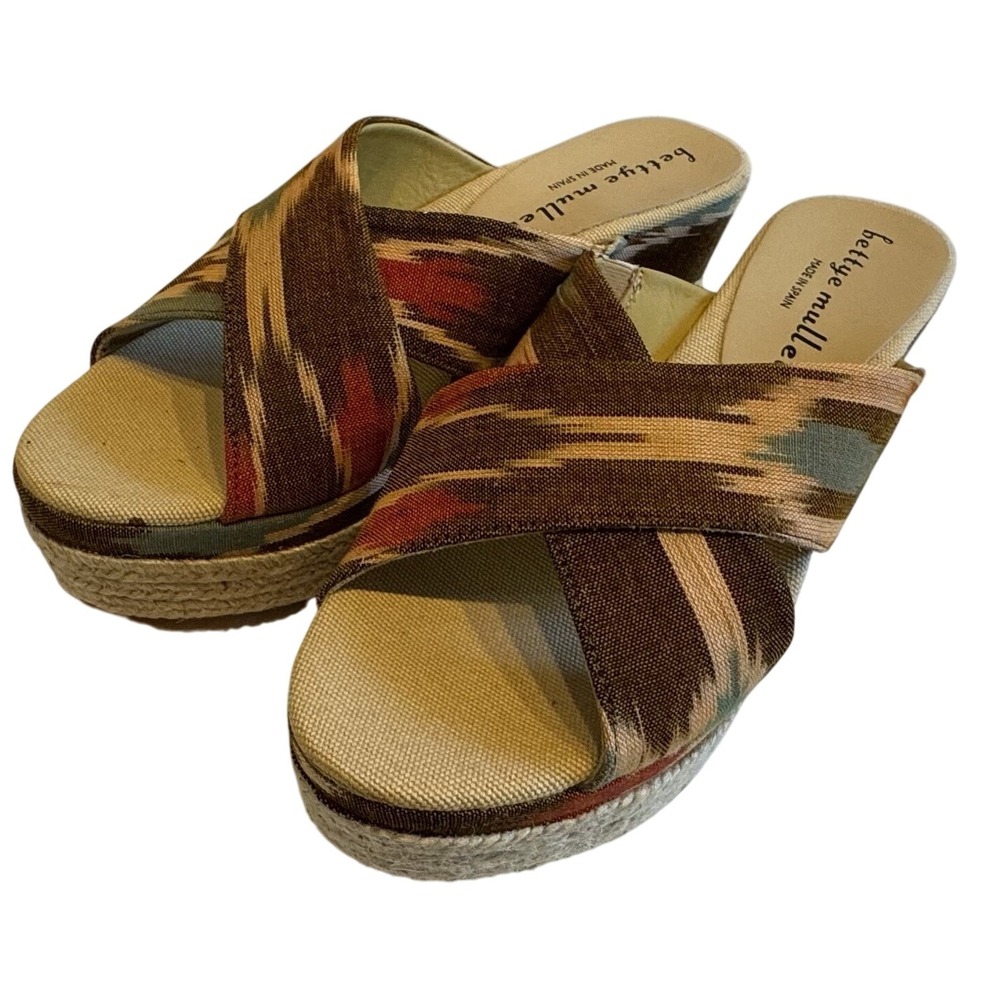 Bettye Muller Espadrille Platform Wedge Sandals Size‎ 38 (US 8) Ikat Fabric